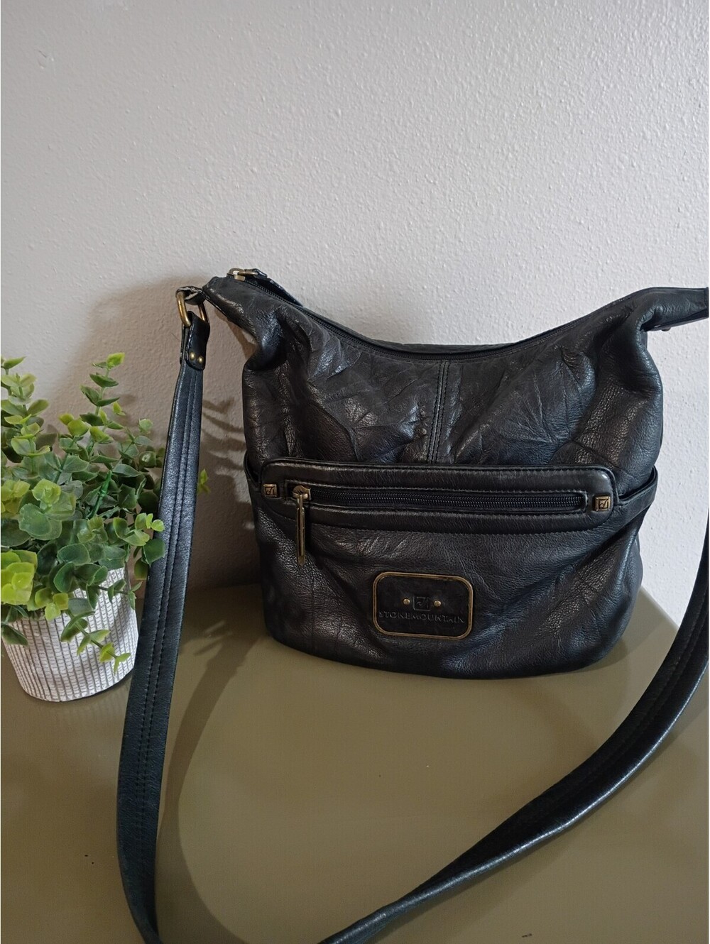 Stone Mountain Genuine Leather Shoulder Bag Black Purse Western Boho!!! 💕